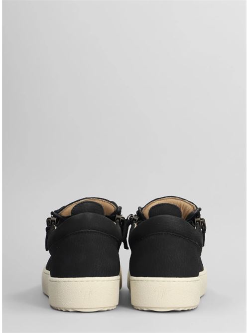 FRANKIE GIUSEPPE ZANOTTI | RU50000005